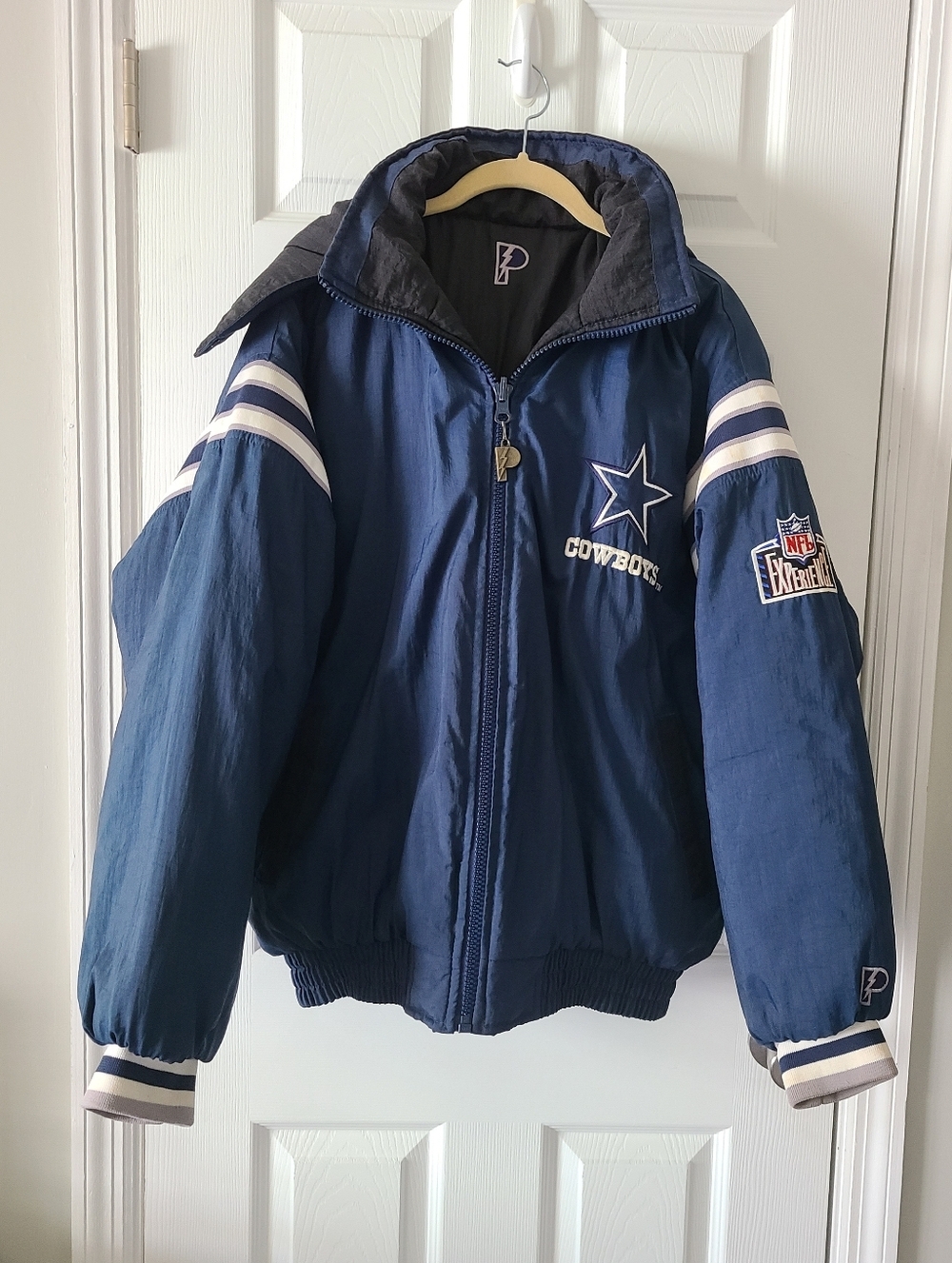 Pro Player Vintage 90s Dallas Cowboys Puffer Jackey
